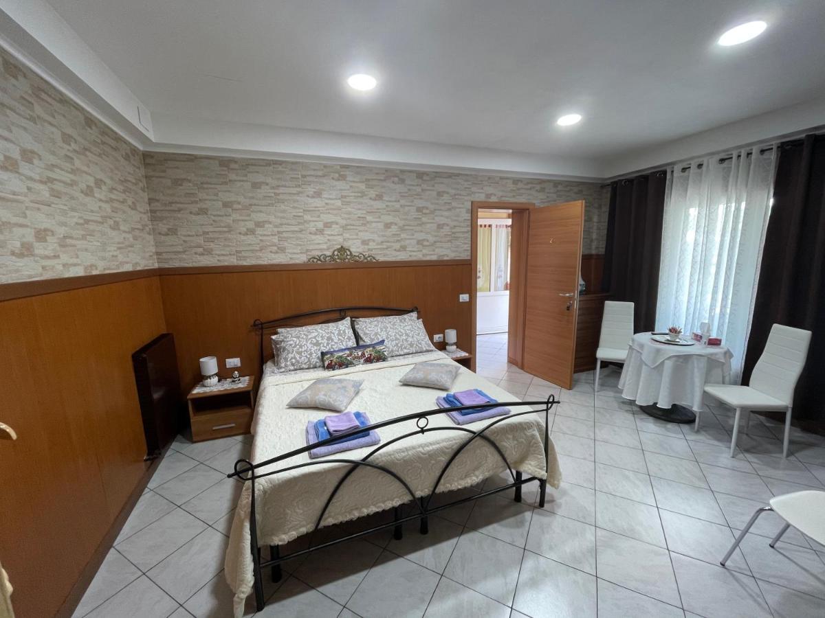 Al Cervo Tra I Laghi Bed and Breakfast Tavernerio Εξωτερικό φωτογραφία