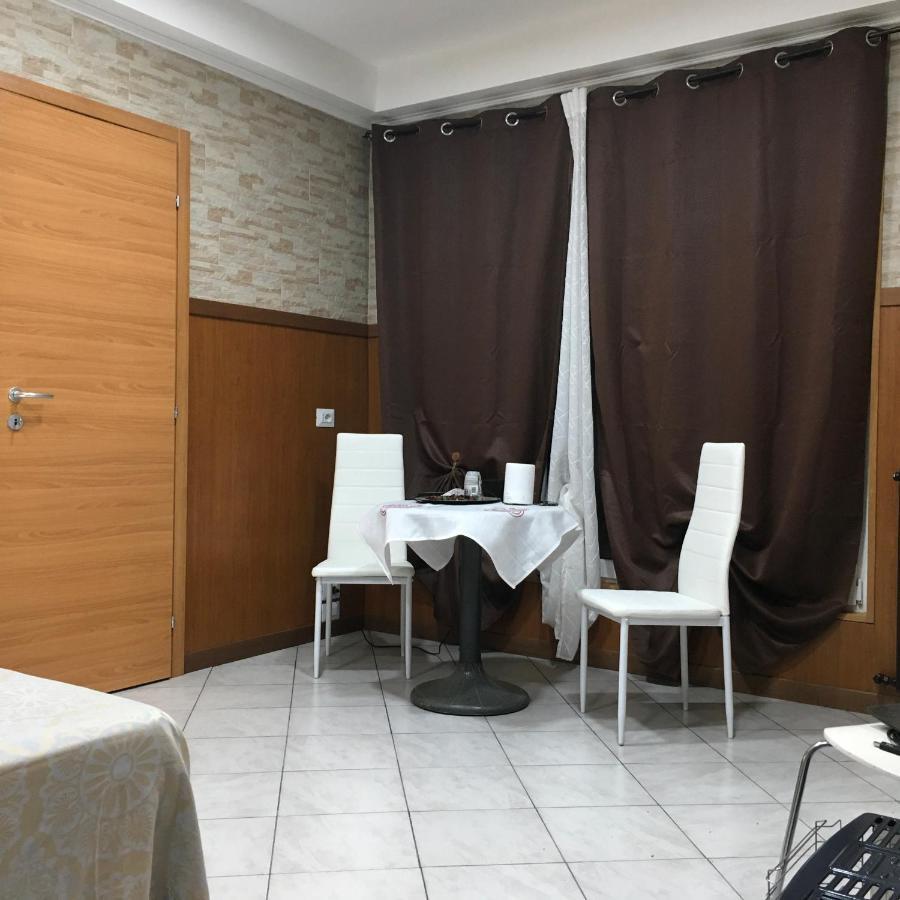 Al Cervo Tra I Laghi Bed and Breakfast Tavernerio Εξωτερικό φωτογραφία